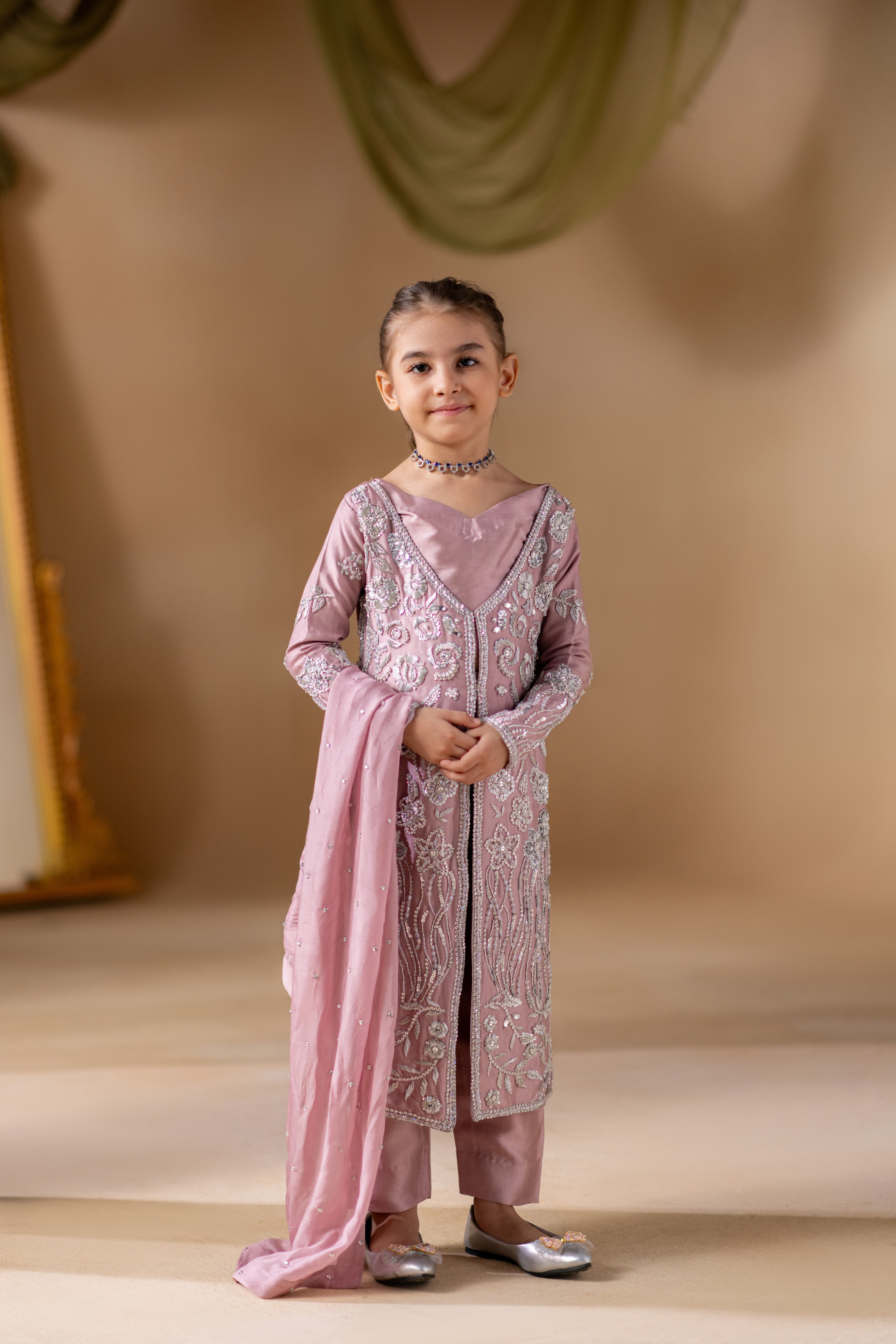 Mini me Namal
